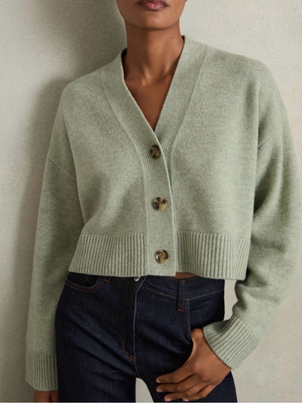 H&M-Woman’s 3 Button Sage Green Light Cardigan Sweater Wool Blend Sz Small EUC